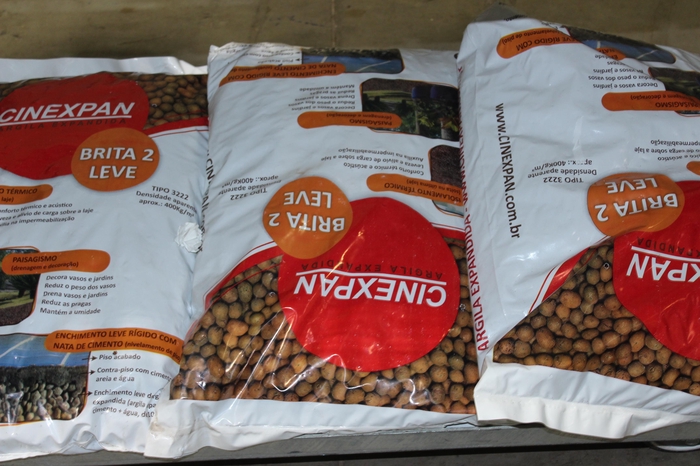 <h4>ARGILA EXPANDIDA 2215 SACO 25 LITROS</h4>