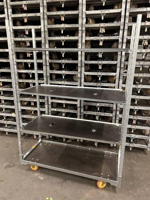 <h4>-DEENSE KAR+3 BLEDDEN</h4>