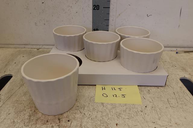 <h4>HUIS EN TUINDECO H%</h4>