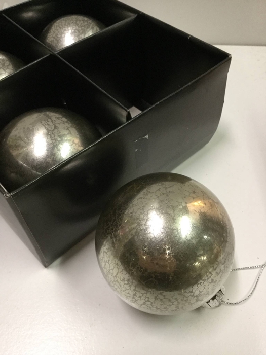 KERSTBAL GLASS 80MM SILVER 4PCS