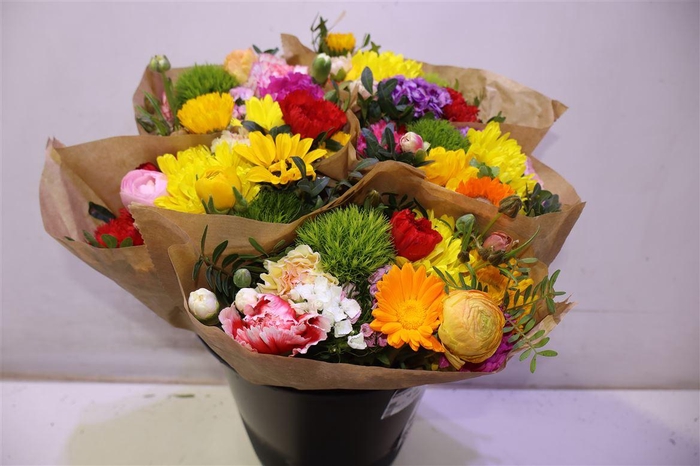<h4>Bouquet Mix Medium 15 Stems</h4>